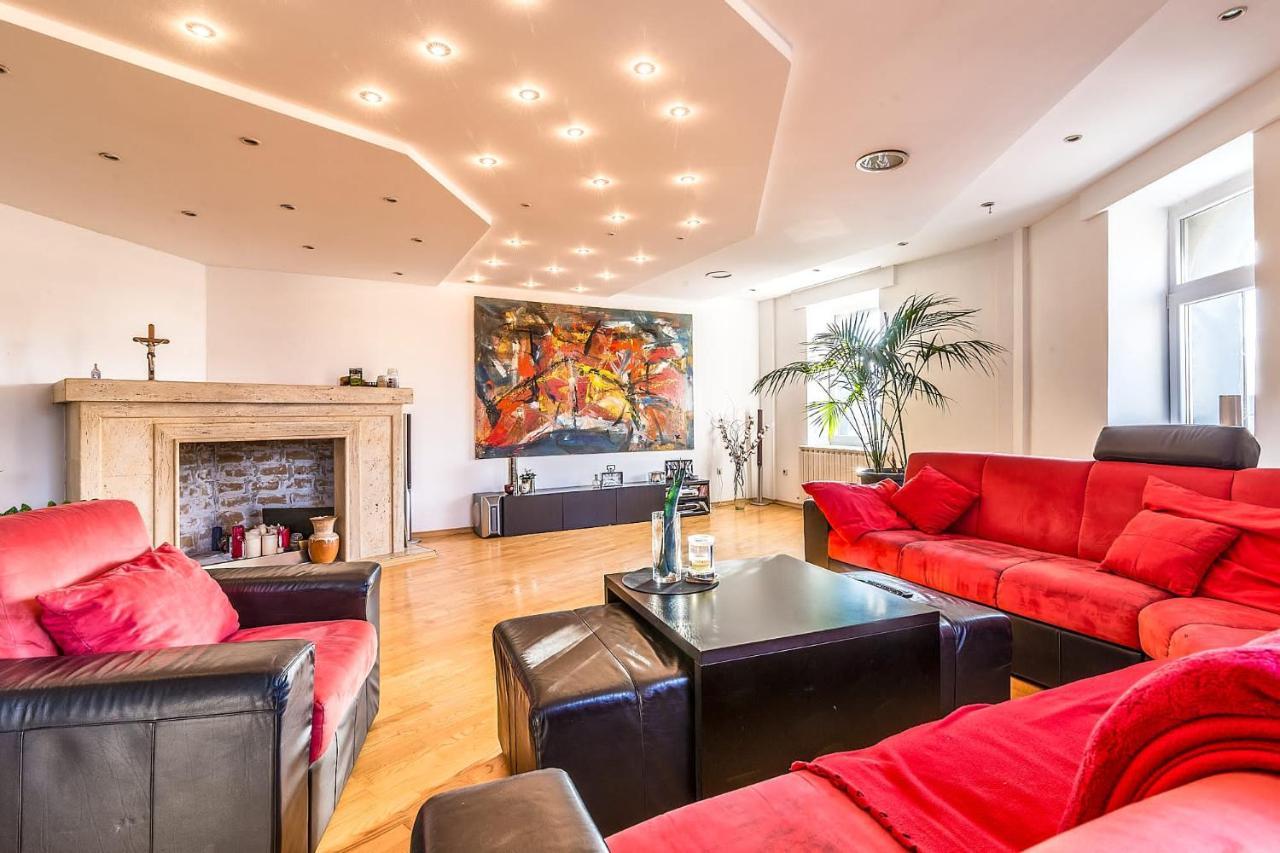 Modern City-Centre Penthouse With Spectacular Views / 135Sqm Zagreb Eksteriør bilde